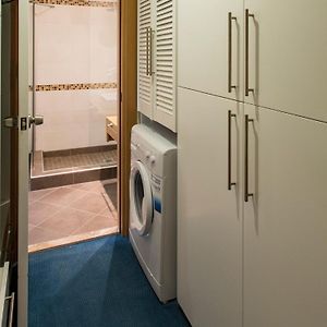 Appartamento grande con 1 camera da letto